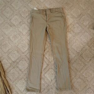 Old Navy Ultimate Slim Khaki Pants – Men’s 32x34